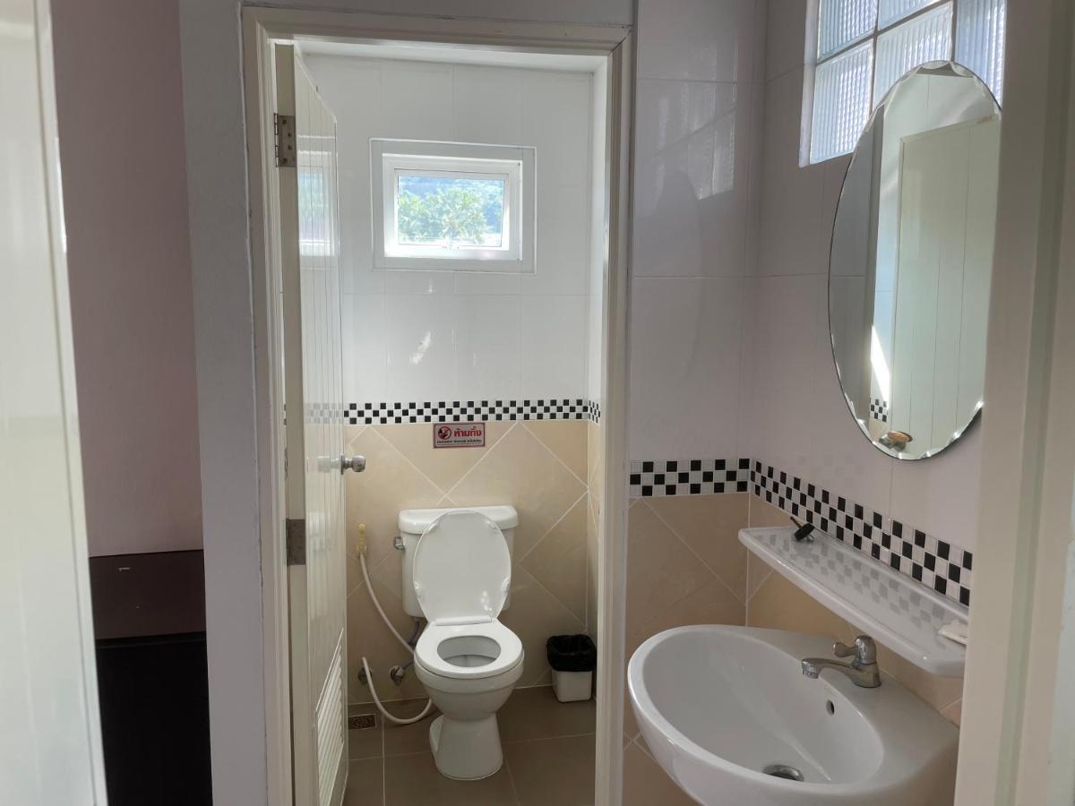 The 4 Blocks At Kata Noi Hotel Екстериор снимка