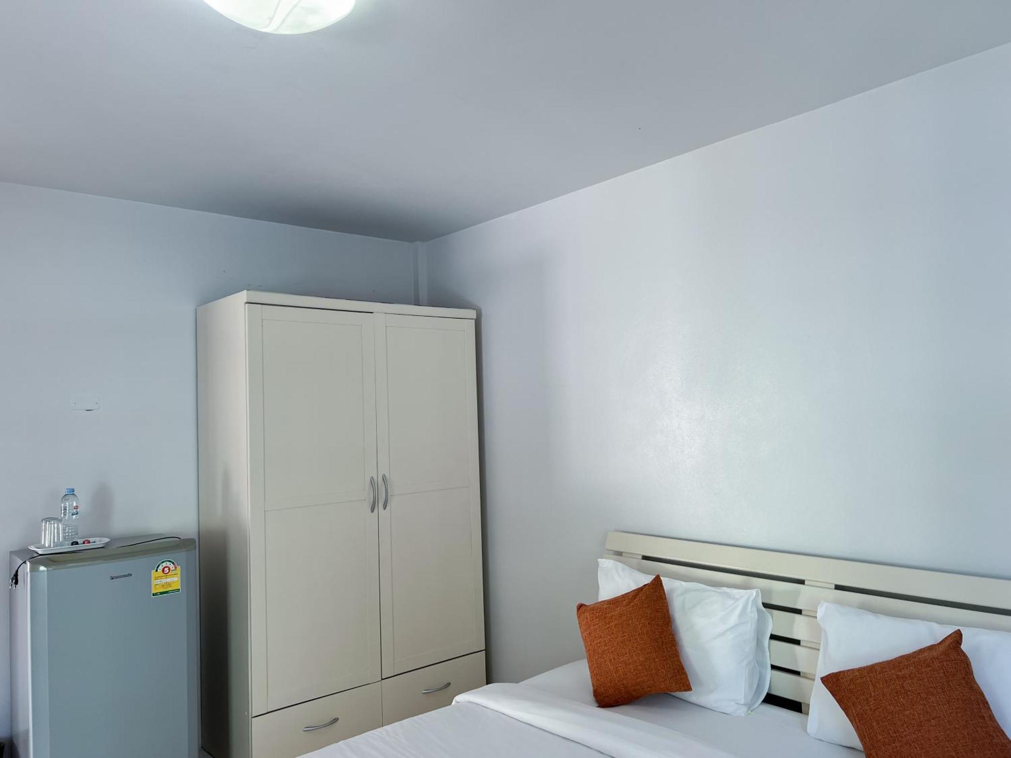 The 4 Blocks At Kata Noi Hotel Екстериор снимка